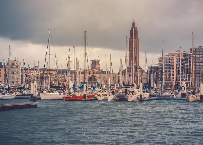 Le Tropic-elegant Lumineux Et